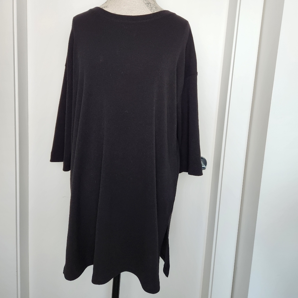 Black Crepe Knit Tunic Dress